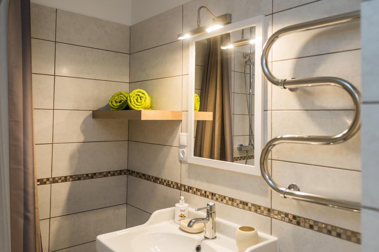 Cozy Apartment In แซซิส ภายนอก รูปภาพ